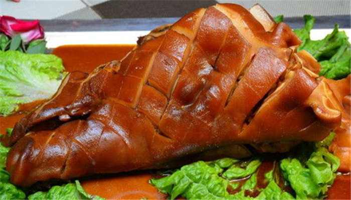 導(dǎo)致癌癥的食物有哪些？那些食物平時(shí)我們不能多吃？